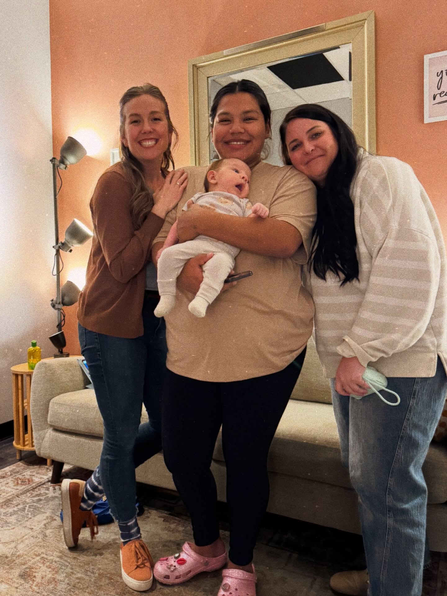 What to say when God brings the perfect people into your midwifery practice?🥰 This AMAZING mama of 7 chose to switch from a hospital based provider to home birth at 32 weeks, and I am completely blown away by her!!! We quickly got her records and began deep dives on nutrition and all things optimal health  as we heard her story and were excited to support her in her desire and determination for home birth🙌 Kristyn and I pray for each and every client that comes into SVB and to say we just adore this mama is an understatement 🧡 She worked hard to get prepared in the few weeks before delivery that we had together and then SHE DID IT! Bringing her sweet baby into her arms surrounded by her beautiful kids and family. ✨To say that we are grateful to be a part of her story is an understatement. Praise God for these amazing mamas we get to support through midwifery☀️
~Psalm 127:4, which states, “Like arrows in the hands of a warrior are children born in one’s youth”~
#midwifery #withwoman #homebirth #childrenareablessing #waterbirth
